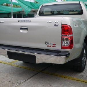 Bomper Trasero Cromado Toyota Hilux Vigo